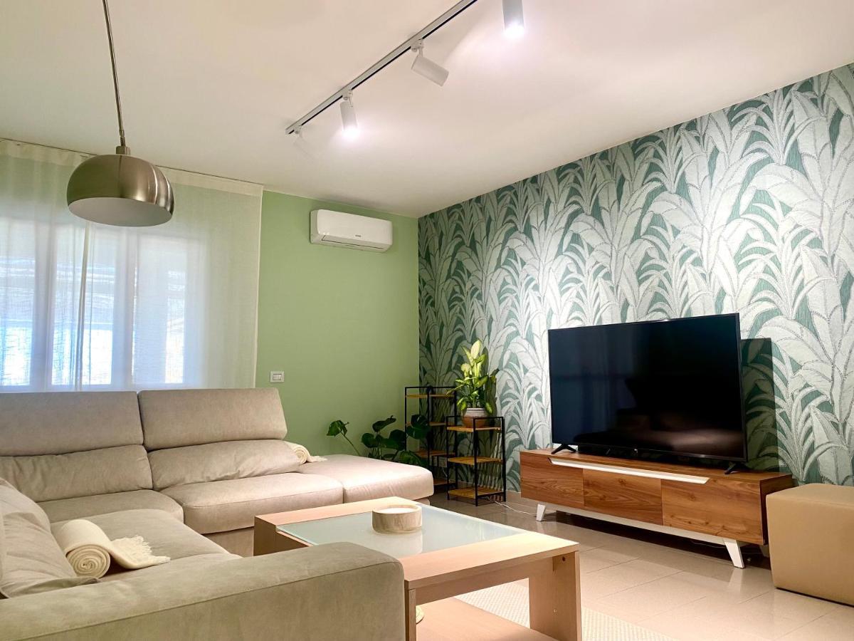 Bella Luna Apulian Living - Puglia Mia Apartments โมโนโปลี ภายนอก รูปภาพ