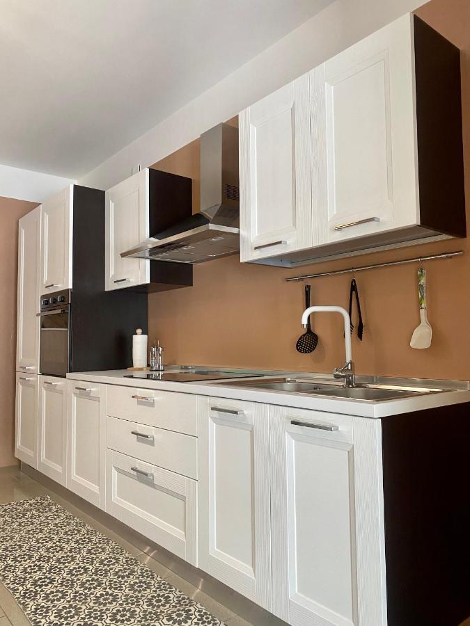 Bella Luna Apulian Living - Puglia Mia Apartments โมโนโปลี ภายนอก รูปภาพ